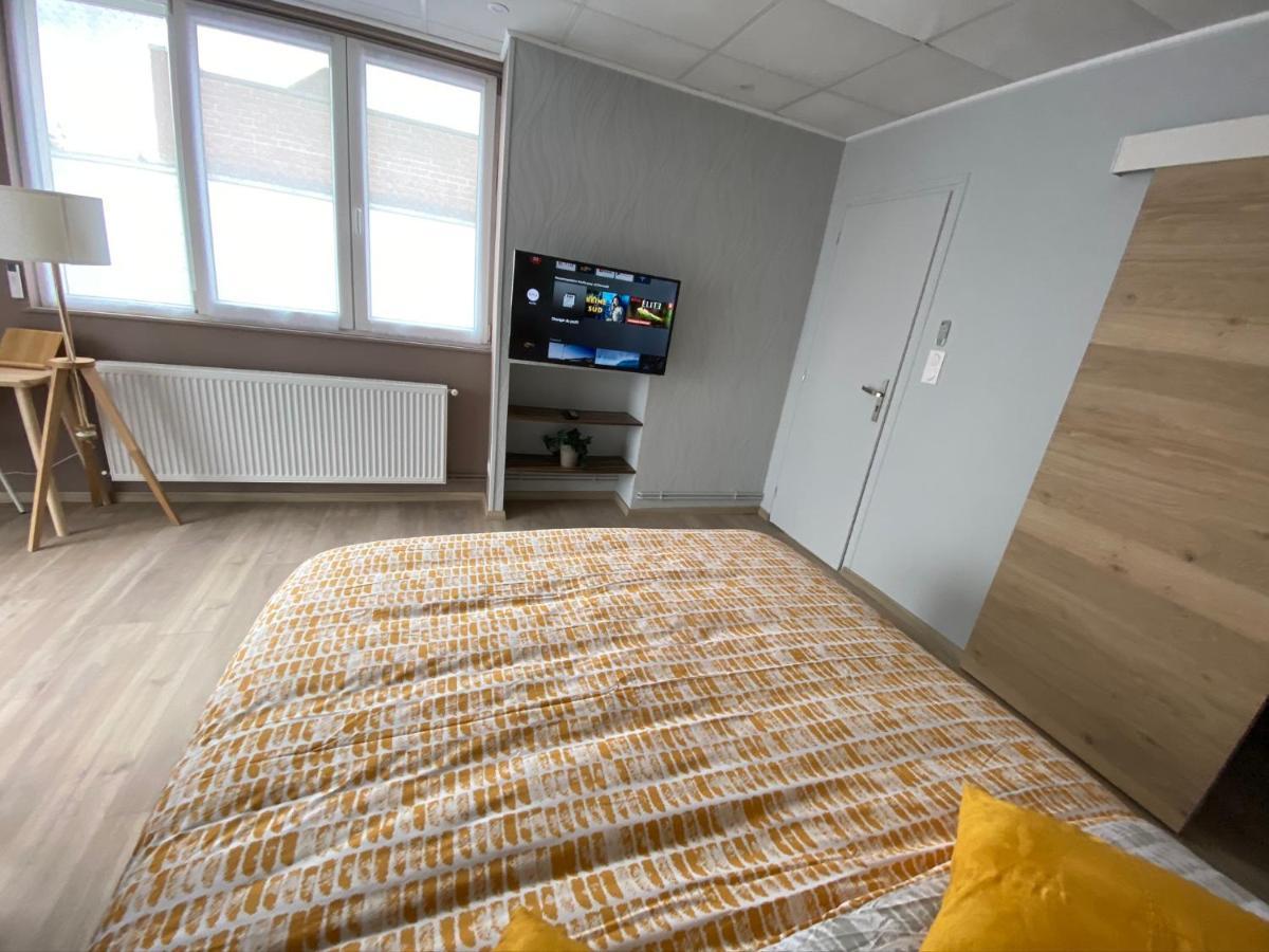 Logements Equipes A Onnaing Avec Espace Balneo En Option Proche Toyota, Autoroute Et Valenciennes Екстер'єр фото