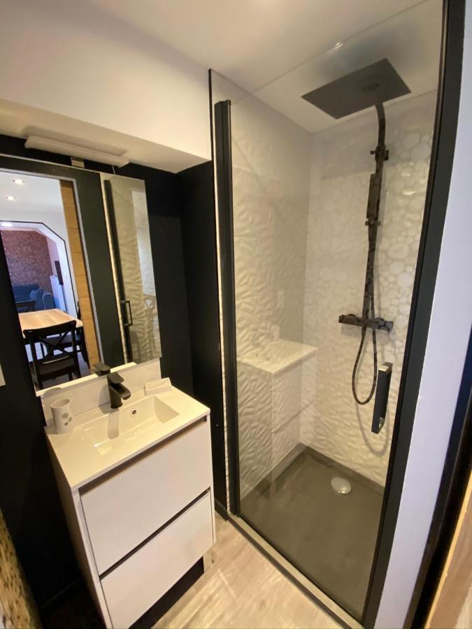 Logements Equipes A Onnaing Avec Espace Balneo En Option Proche Toyota, Autoroute Et Valenciennes Екстер'єр фото