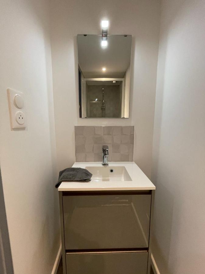 Logements Equipes A Onnaing Avec Espace Balneo En Option Proche Toyota, Autoroute Et Valenciennes Екстер'єр фото